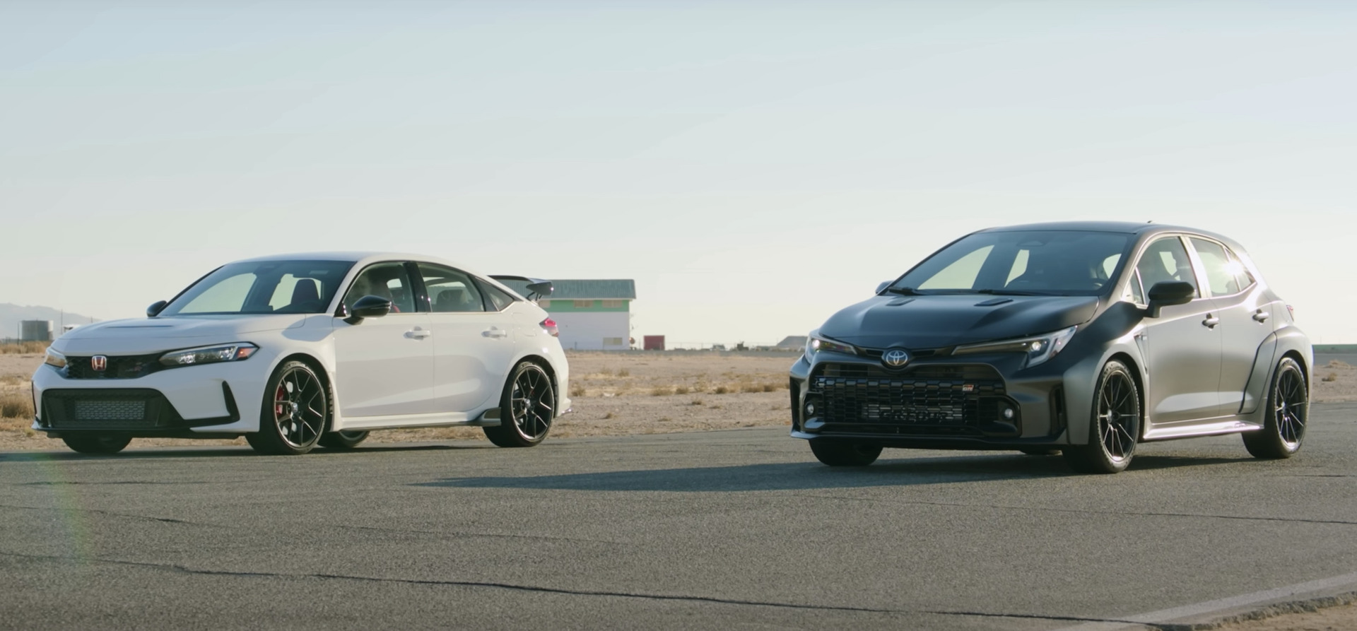 At last!  The most titanic Japanese hot hatchbacks meet in a race (+ video)