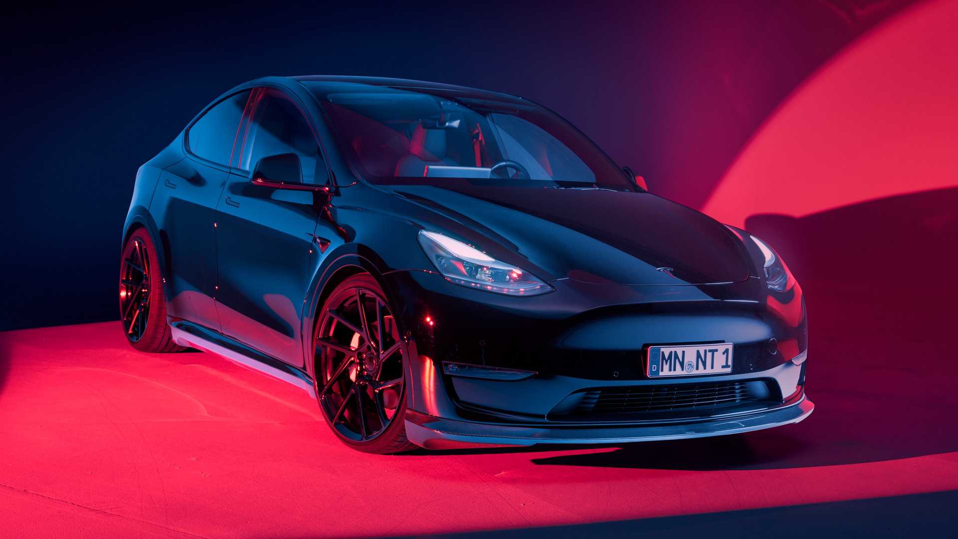 Tesla Model Y obtiene actualización Carbon Aero, ruedas de 22 pulgadas de Novitec
